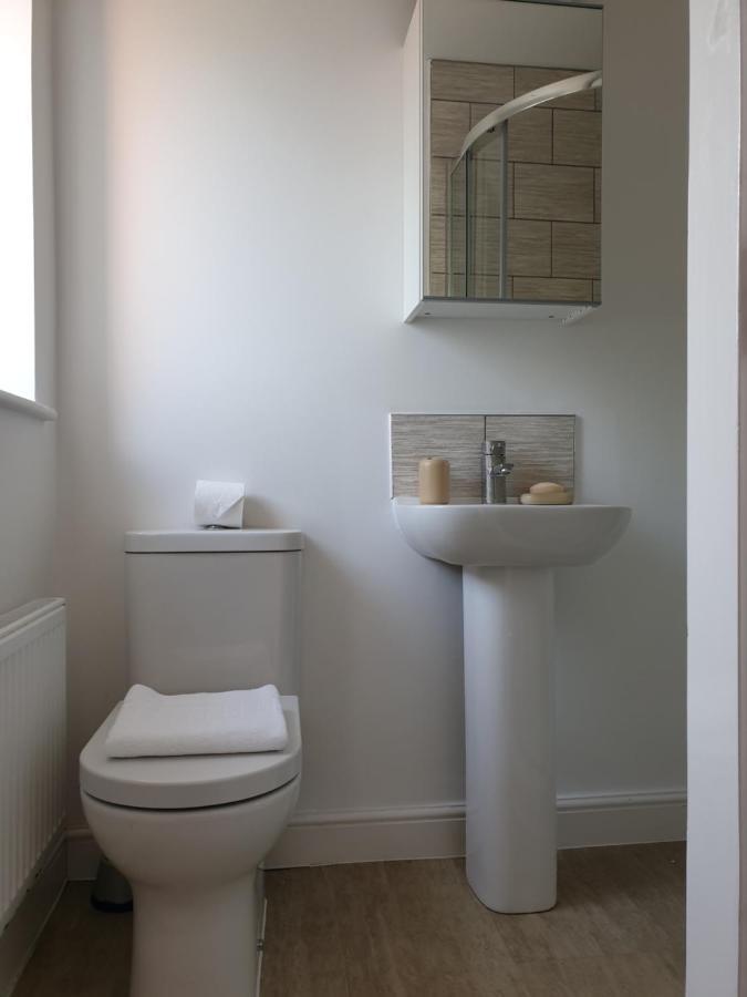 Cheerful 1 Private Room-Ensuite With Free Parking Silverdale  Extérieur photo