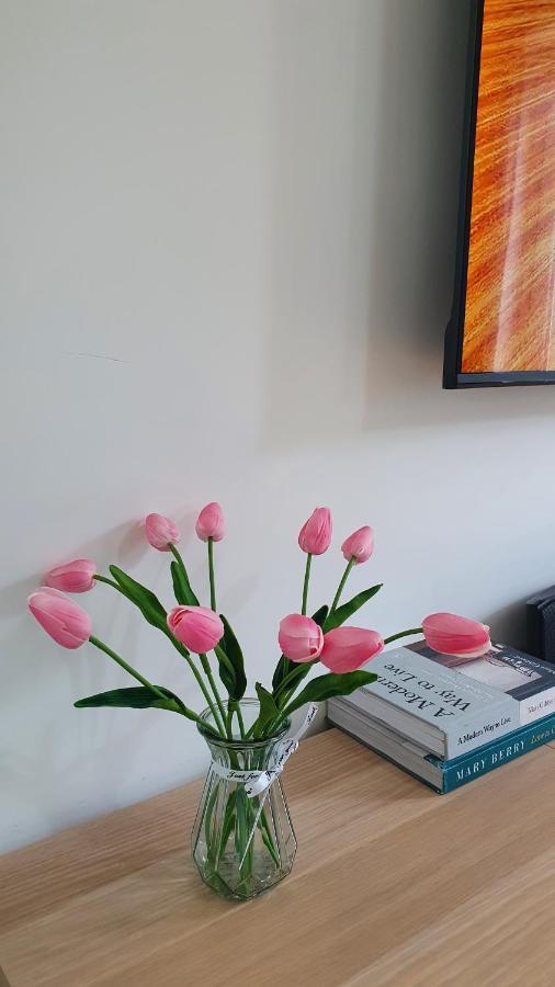 Cheerful 1 Private Room-Ensuite With Free Parking Silverdale  Extérieur photo